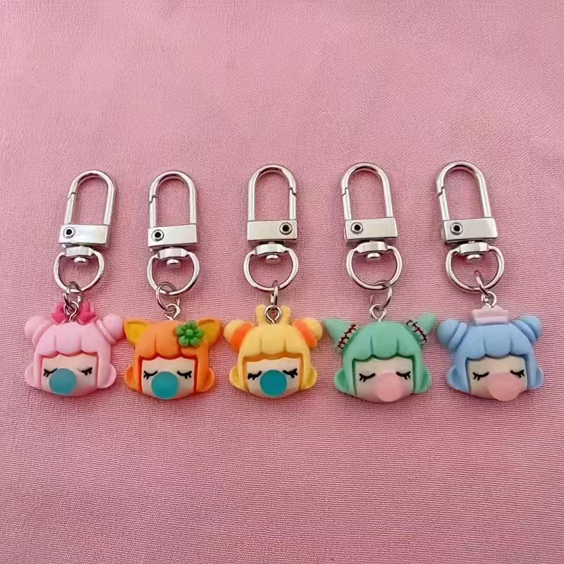5pcs resin girl keychain, suit - Packaging review and price
